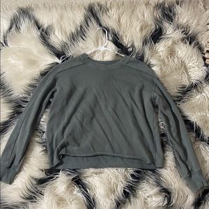 A cute light sweater!!